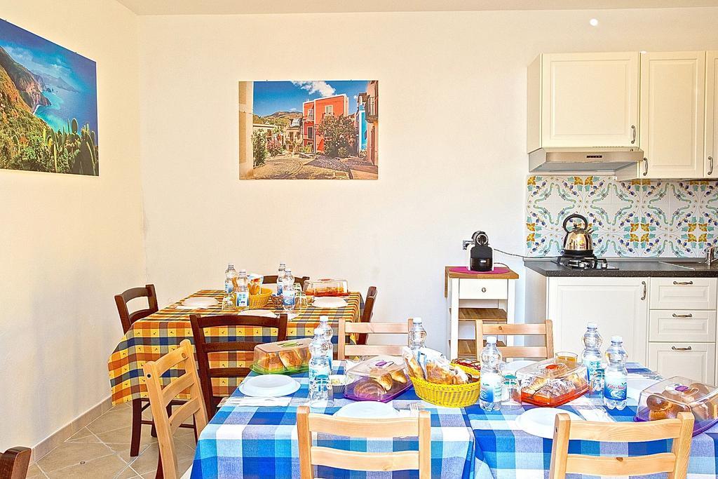 Il Veliero Blu B&B Lipari Centro מראה חיצוני תמונה